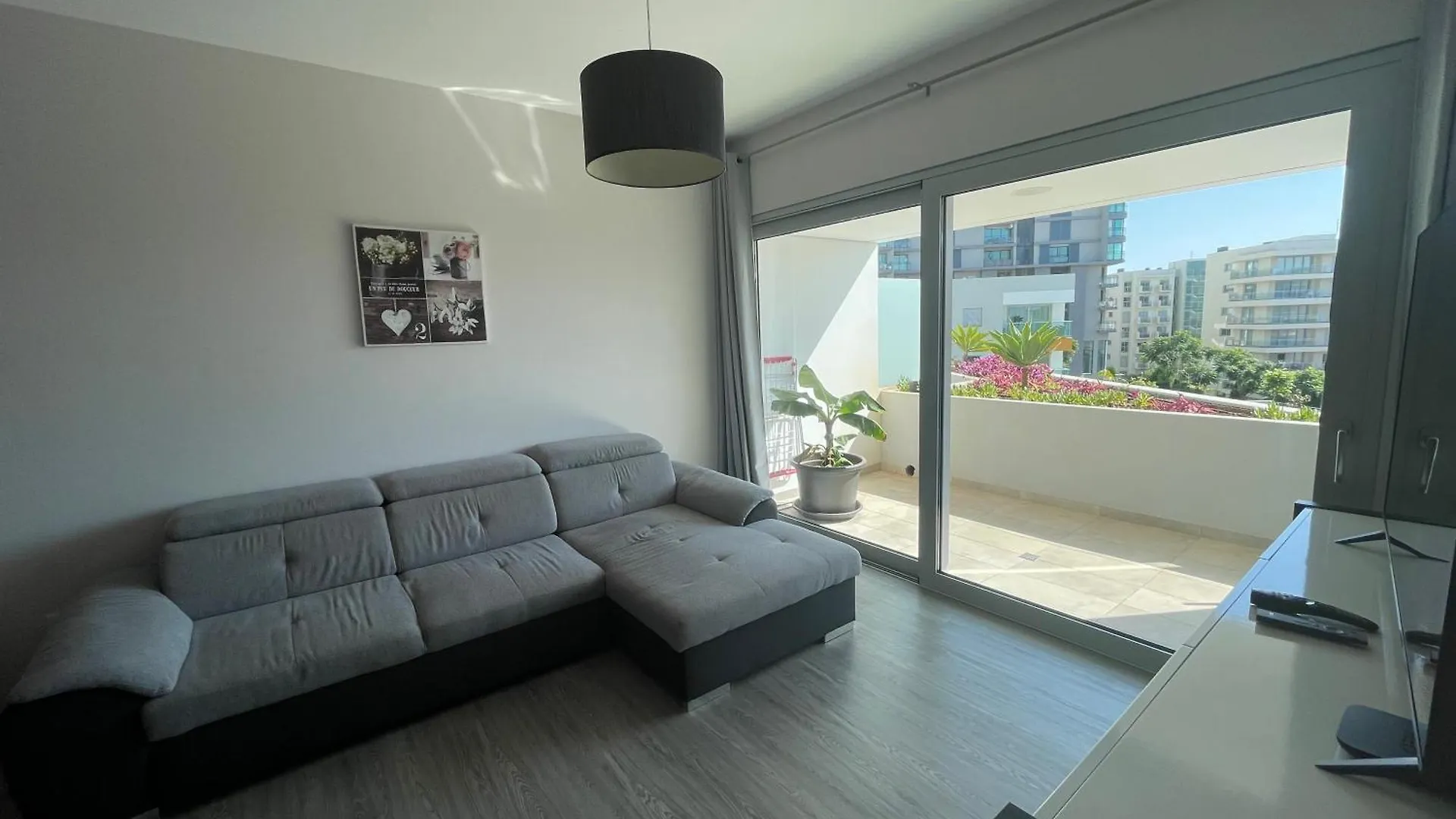 Pool View Apartment Funchal  0*, Funchal (Madeira) Portugal